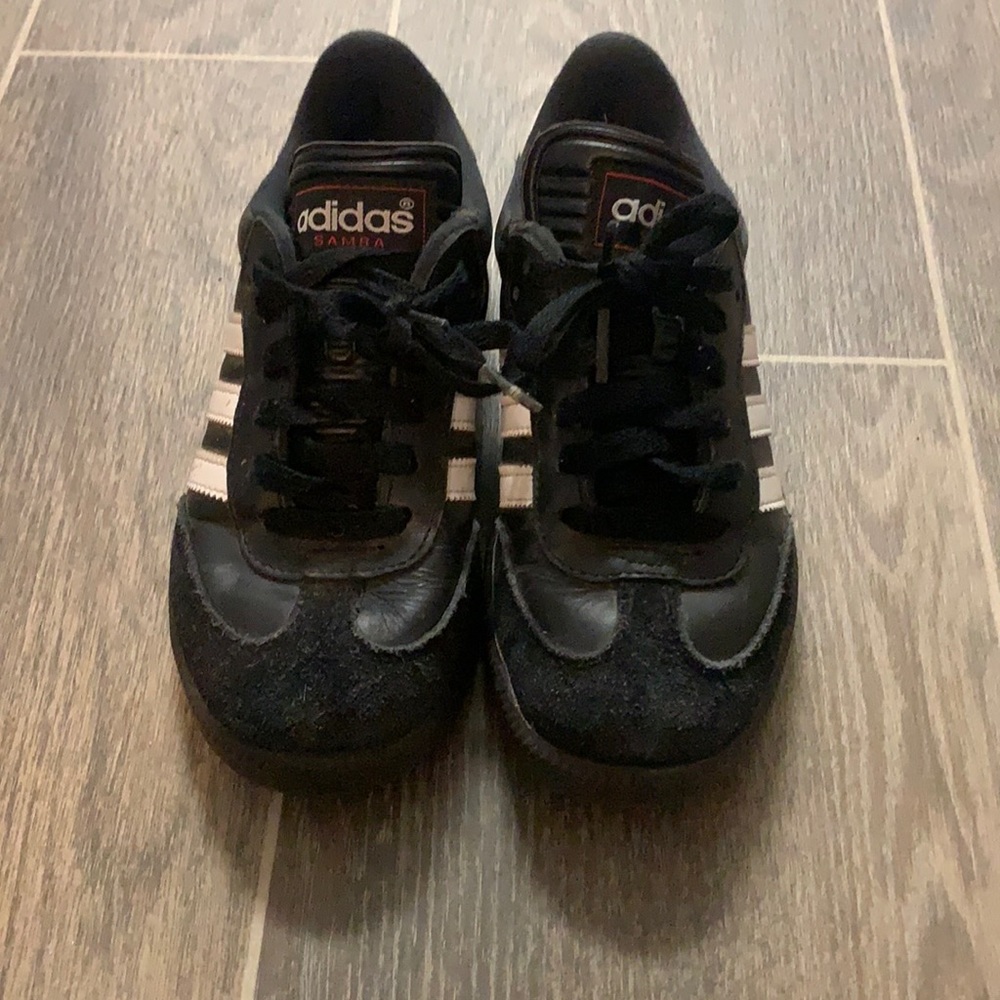 Boys black Samba Adidas size 2 1/2
